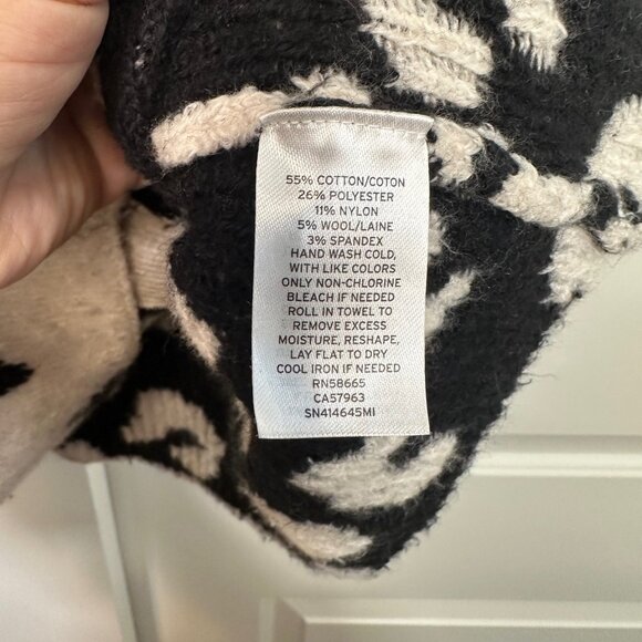 Leopard Print Long Line V-Neck Button Front Cardigan by Something Navy - M - Picture 9 of 12